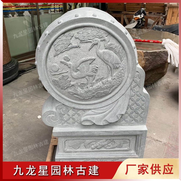 青石雕刻門當抱鼓石圖片